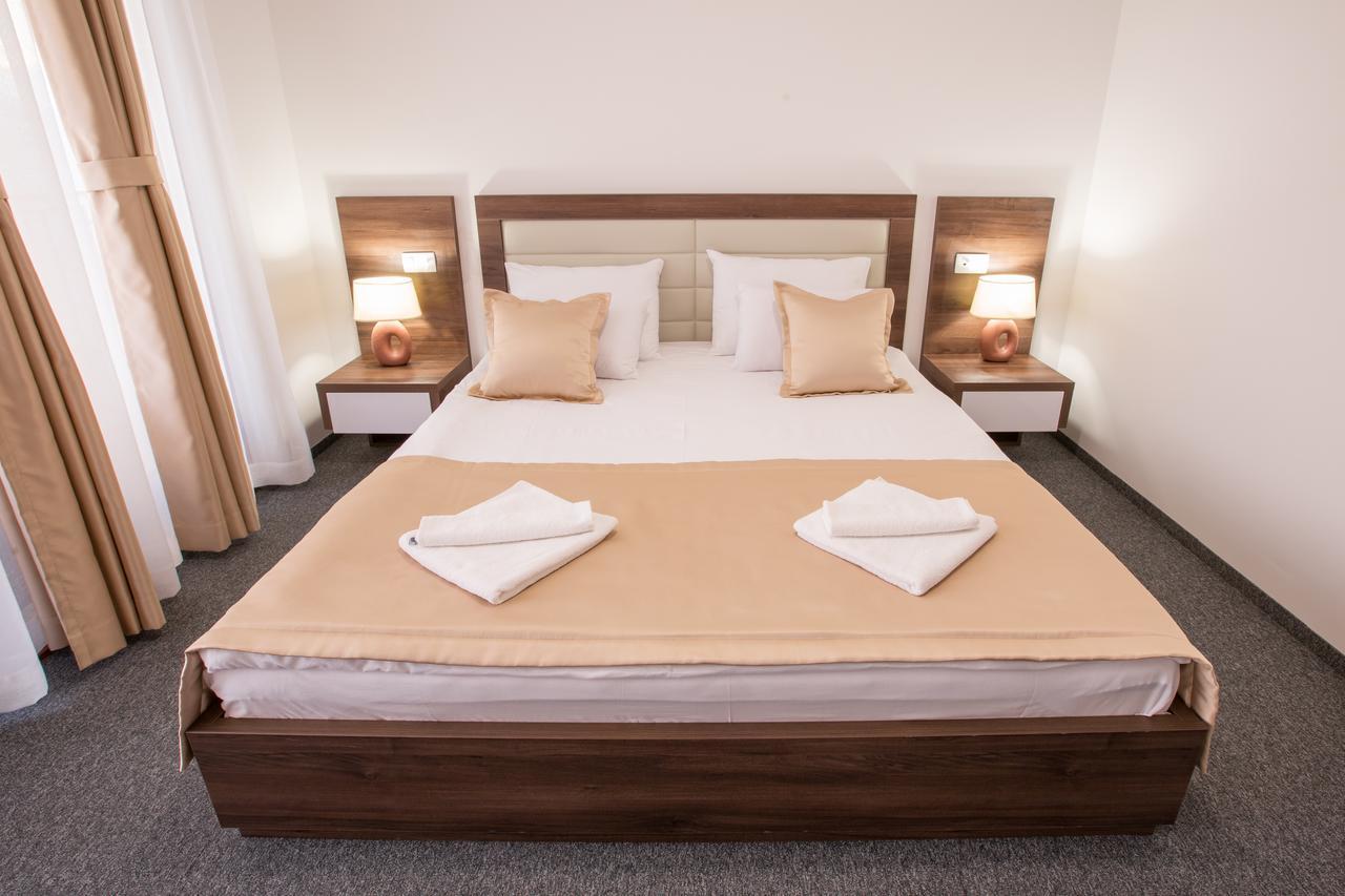 Hotel Sokoline Mandici エクステリア 写真
